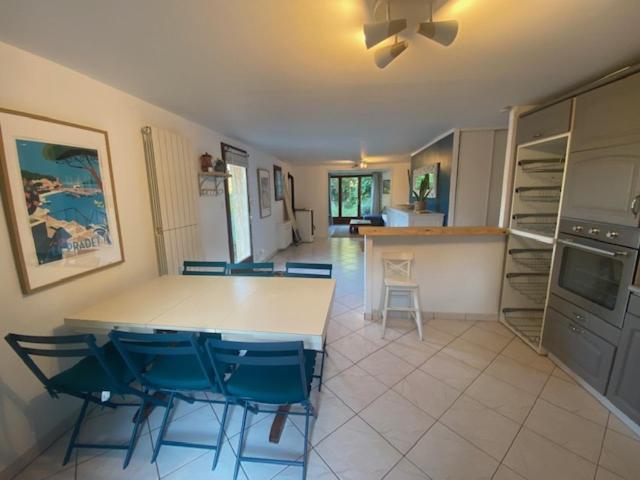 Joli Rez-De-Villa 80 M2 Proche Mer ガイヤック エクステリア 写真